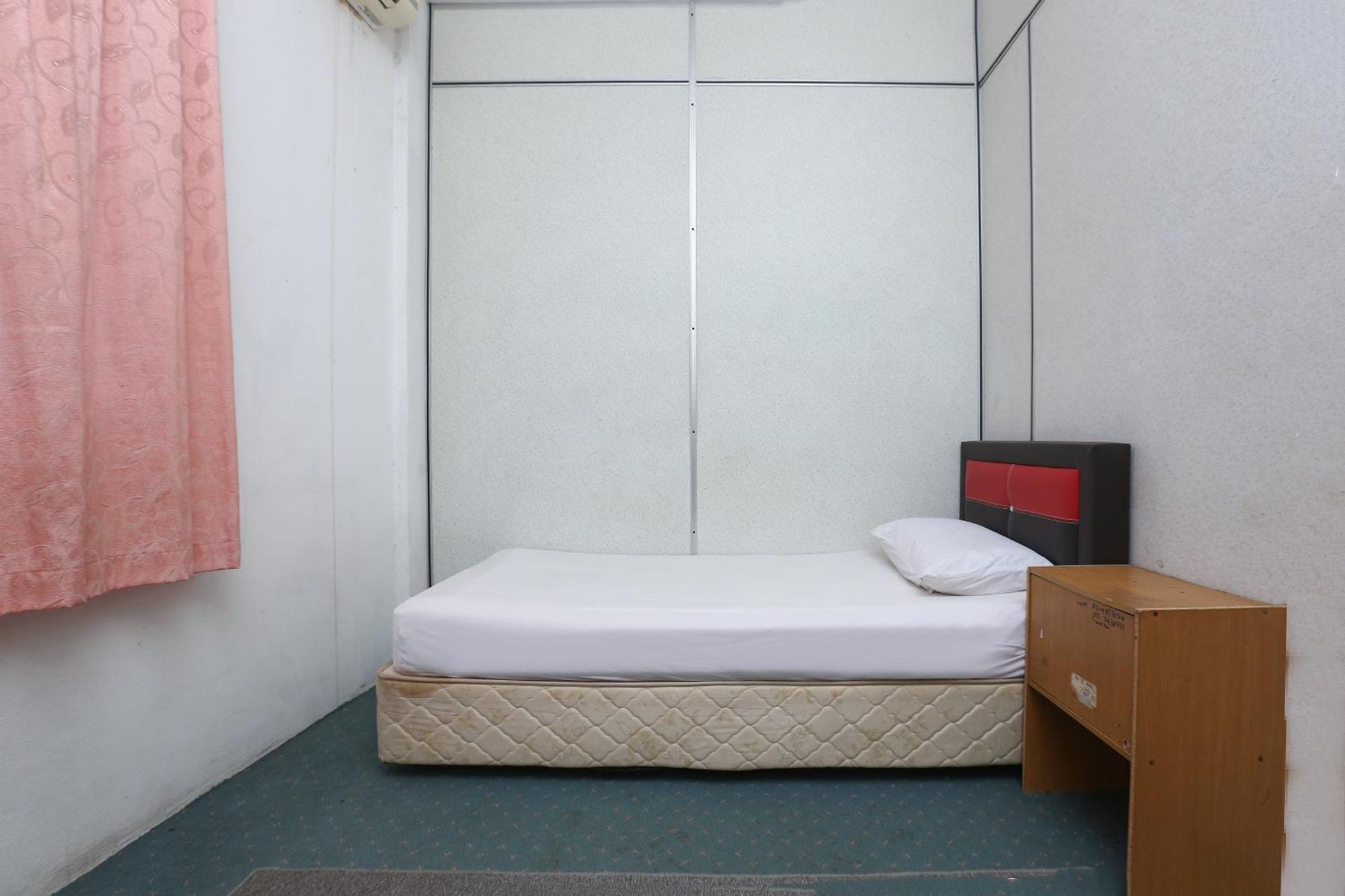 Oyo 89755 D&D Budget Inn Kota Bharu Exterior photo