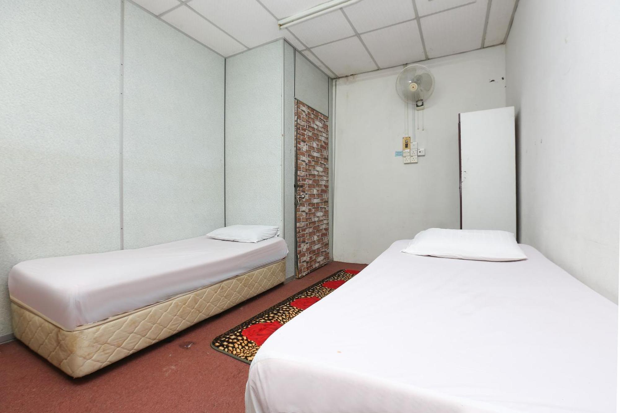 Oyo 89755 D&D Budget Inn Kota Bharu Exterior photo
